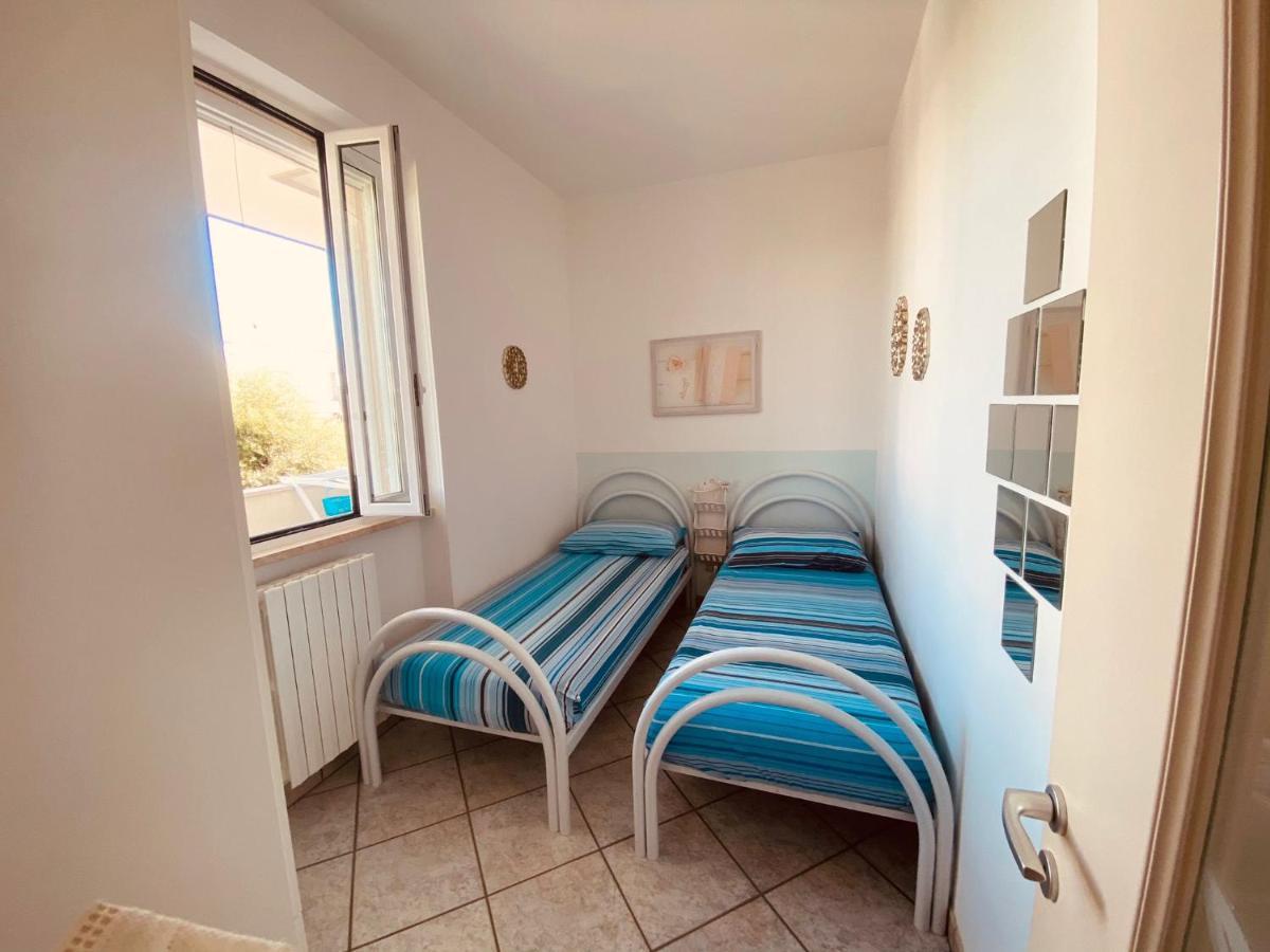 Apartamento Brezza Di Mare Torre Canne Exterior foto